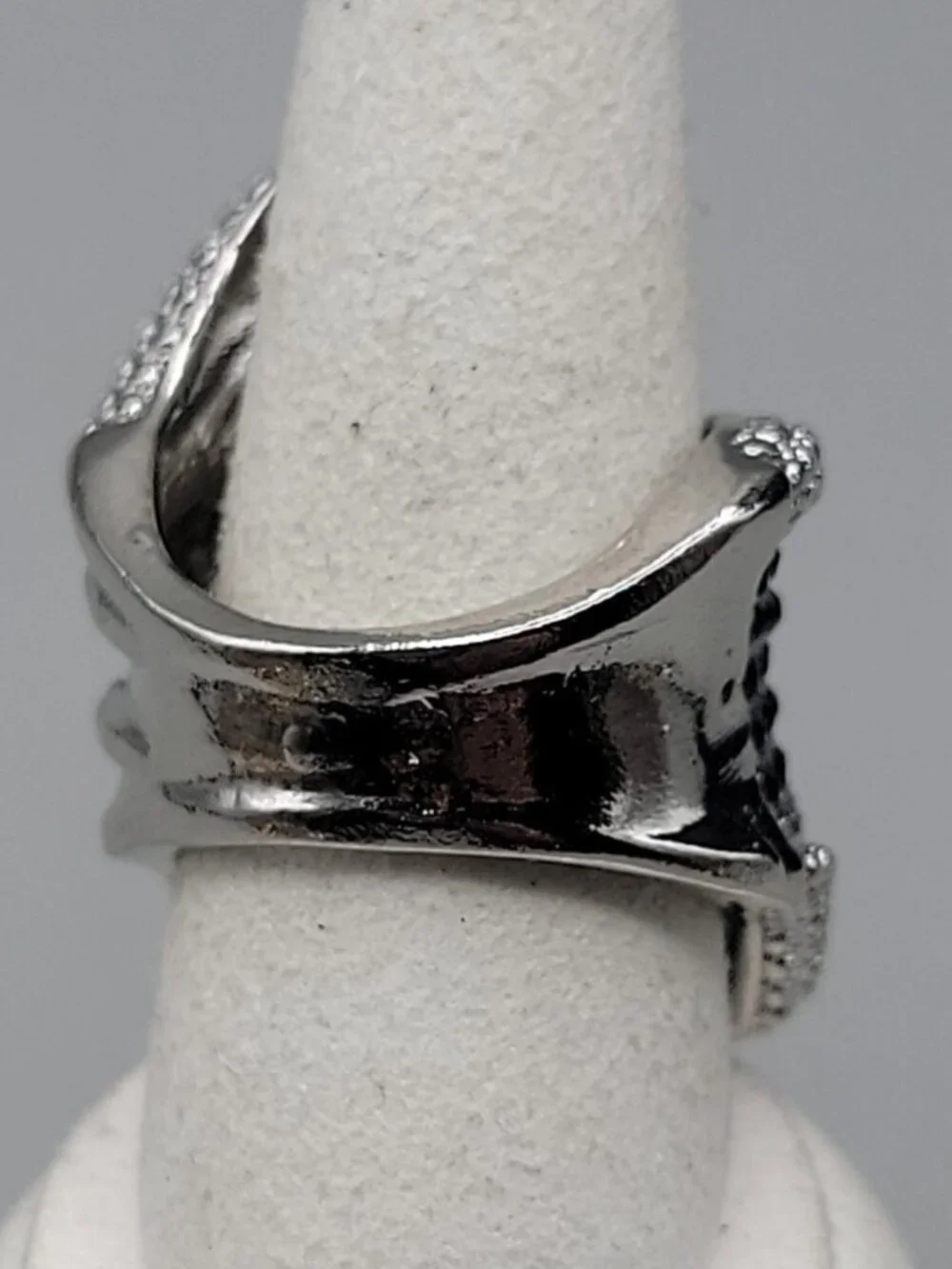 Vintage Twisted Geometric Ring / Elegant Water Drop Crystal CZ Ring Size 10